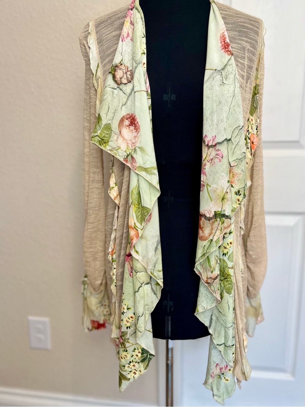 Elisa Cavaletti | Oatmeal Floral Boho Artsy Open Front Longline Cardigan, Medium